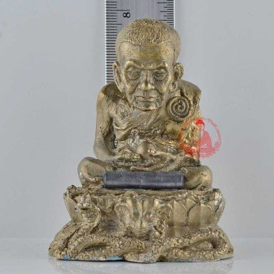 龙莆托金身，Ajahn KhangSeng 和十八位个大师加持（佛历2559）