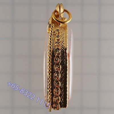 做199尊编号：68，坤平将军，拍干亚圣粉，佛历2558大法会，粉红色，泰国钞票