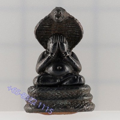 Gold Code S/n:28 Ajahn KhunPan 2546 Phra Pidta LekNamPee 2.8cm G-Pra Cert