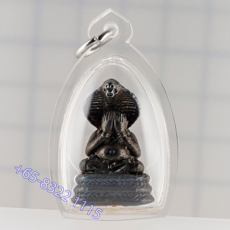 Gold Code S/n:151 Ajahn KhunPan 2546 Phra Pidta LekNamPee 2.8cm