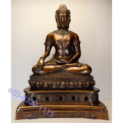 S/n:81 LP Hong 2543 Phra PetSurin 9 Inches Lap Statue Height 42cm