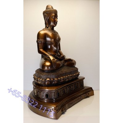 编号:81,龙婆宏,佛历2543 SaoHa, Phra PetSurin 9寸腿金身,高 42cm