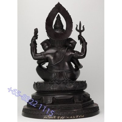 龙婆宏，象神 5寸金身佛历2547 Wat SuSan TungMon Surin