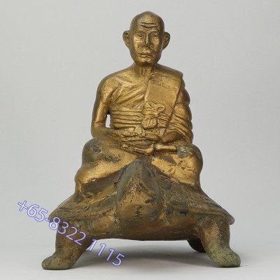LP Liew 87 Year old B.E.2532 Wealthy Tortoise Statue 16cm Wat RaiTangThong